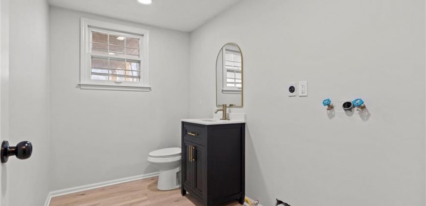 Homes for Sale in Kansas City, MO 64155 | 400 NE 112th Terrace