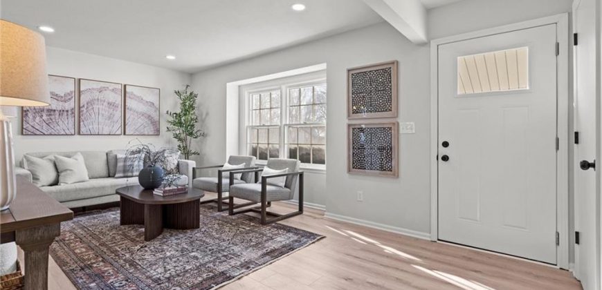 Homes for Sale in Kansas City, MO 64155 | 400 NE 112th Terrace