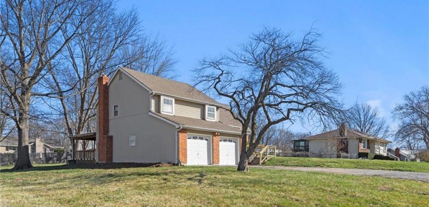 Homes for Sale in Kansas City, MO 64155 | 400 NE 112th Terrace