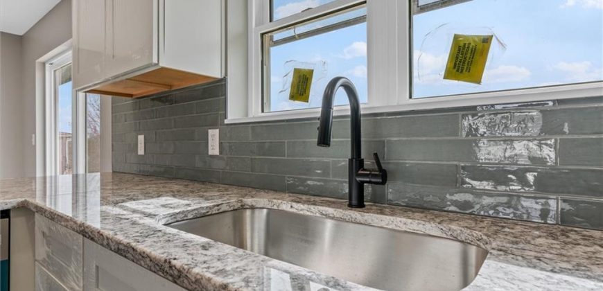 Homes for Sale in Excelsior Springs, MO 64024 | 2215  Madison Avenue