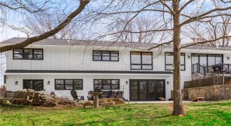 Homes for Sale in Liberty, MO 64068 | 900 N Morse Avenue