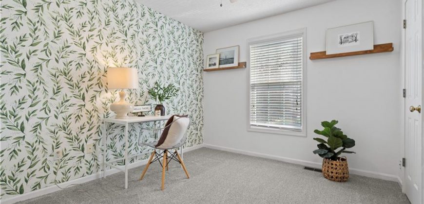 Homes for Sale in Kansas City, MO 64155 | 812 NE 116th Terrace