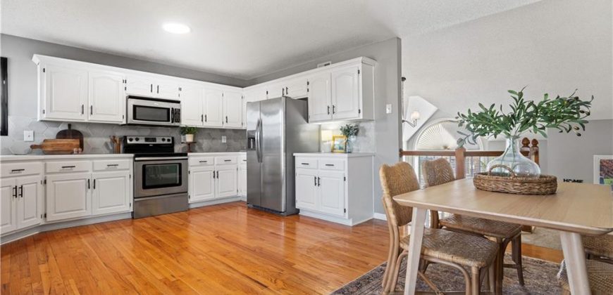 Homes for Sale in Kansas City, MO 64155 | 812 NE 116th Terrace