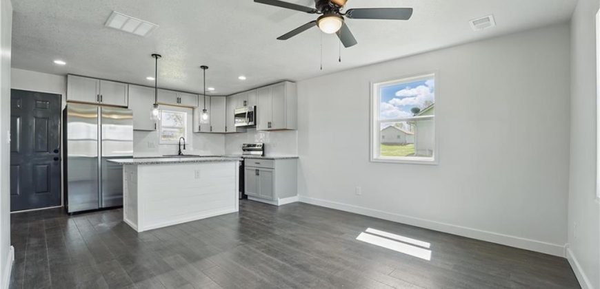 Homes for Sale in Excelsior Springs, MO 64024 | 311  May Street