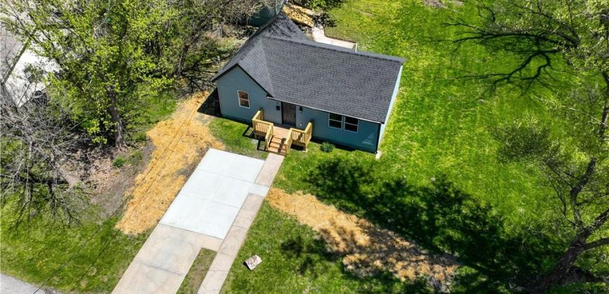 Homes for Sale in Excelsior Springs, MO 64024 | 311  May Street