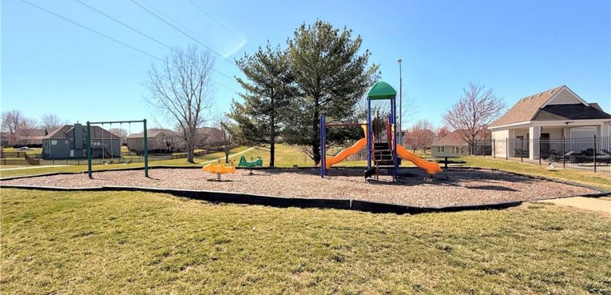 Homes for Sale in Kansas City, MO 64157 | 10009 N Maywood Avenue