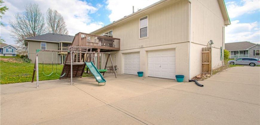 Homes for Sale in Kearney, MO 64060 | 310 E 22nd Street