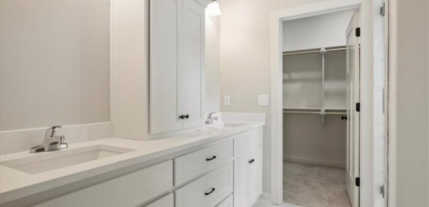 Homes for Sale in Smithville, MO 64089 | 508  Whitetail Court