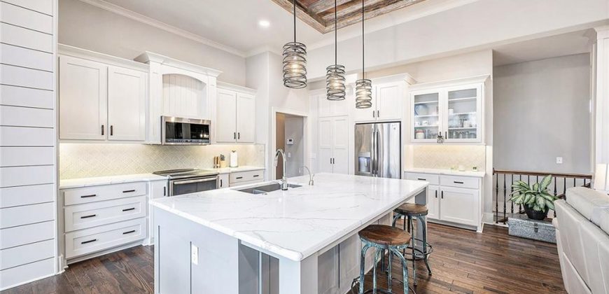 Homes for Sale in Smithville, MO 64089 | 505  Rockbridge Court