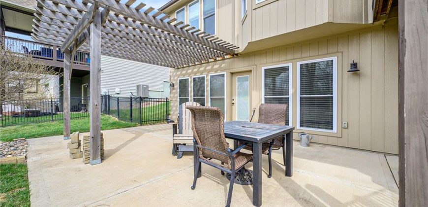 Homes for Sale in Smithville, MO 64089 | 505  Rockbridge Court