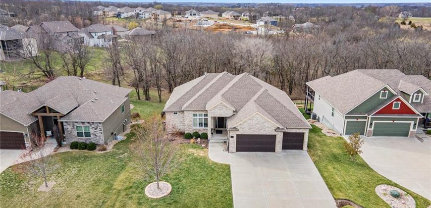 Homes for Sale in Smithville, MO 64089 | 505  Rockbridge Court