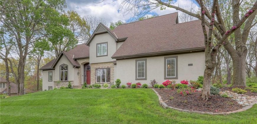 Homes for Sale in Kansas City, MO 64116 | 4411 N Mulberry Drive