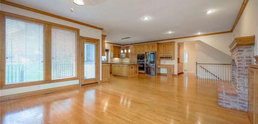 Homes for Sale in Kansas City, MO 64116 | 4411 N Mulberry Drive