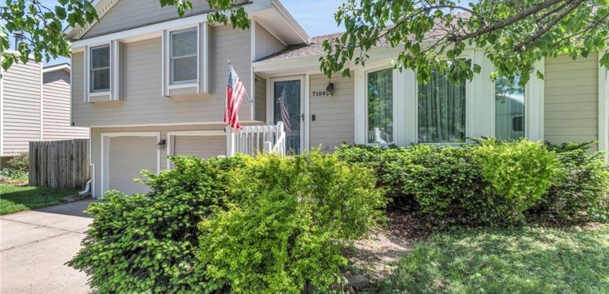 Homes for Sale in Kansas City, MO 64119 | 7109 N Crystal Avenue