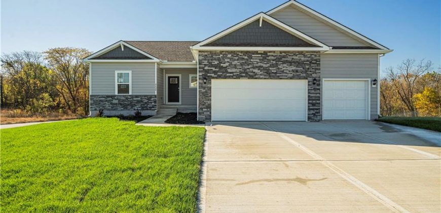 Homes for Sale in Liberty, MO 64068 | 612  Marie Court