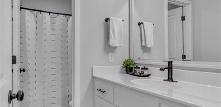 Homes for Sale in Parkville, MO 64152 | 16123  Giorgia Street