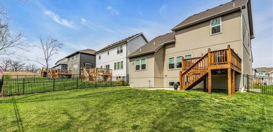 Homes for Sale in Parkville, MO 64152 | 16123  Giorgia Street