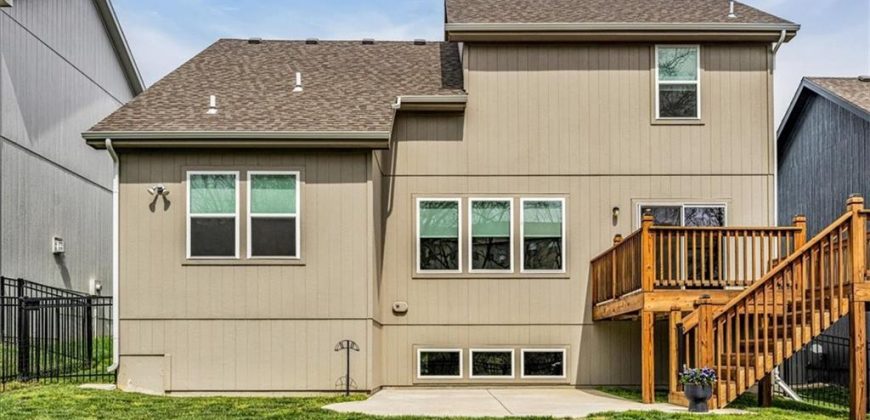 Homes for Sale in Parkville, MO 64152 | 16123  Giorgia Street