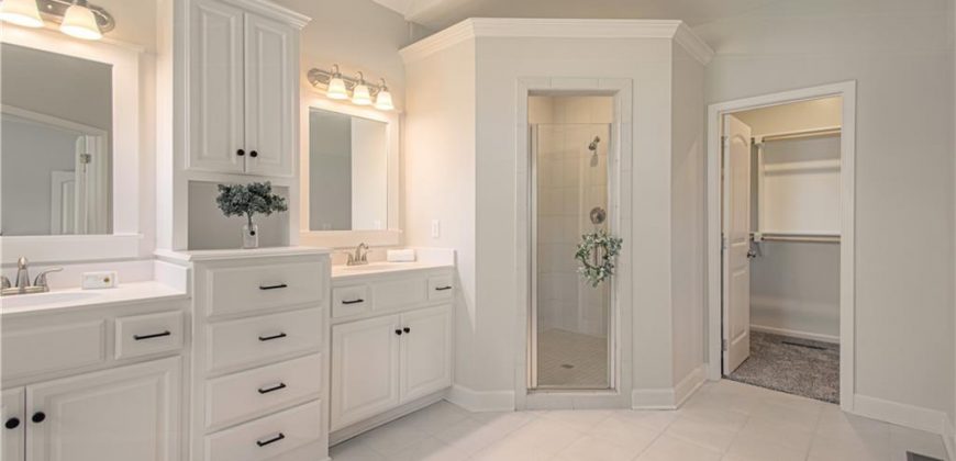 Homes for Sale in Liberty, MO 64068 | 1055  Fir Lane