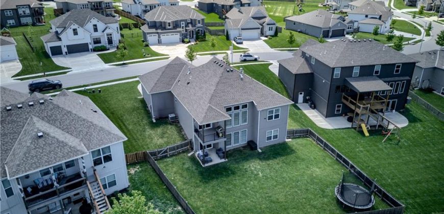 Homes for Sale in Kansas City, MO 64157 | 8028 NE 103RD Street