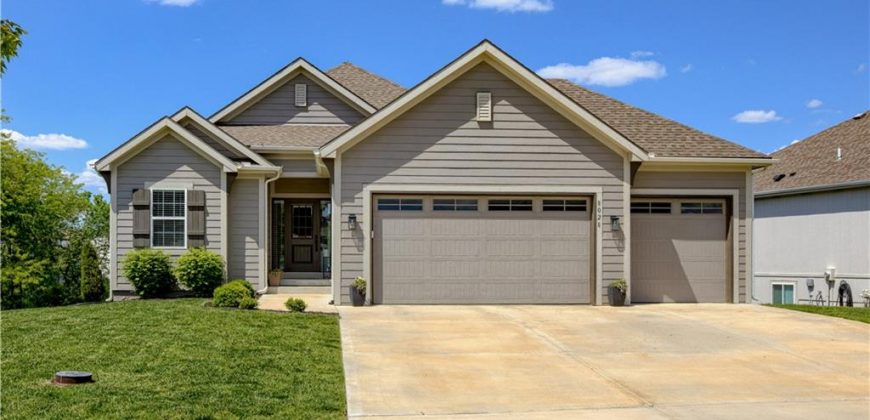 Homes for Sale in Kansas City, MO 64157 | 8028 NE 103RD Street