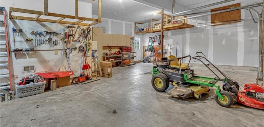 Homes for Sale in Kearney, MO 64060 | 1104  Colony Drive