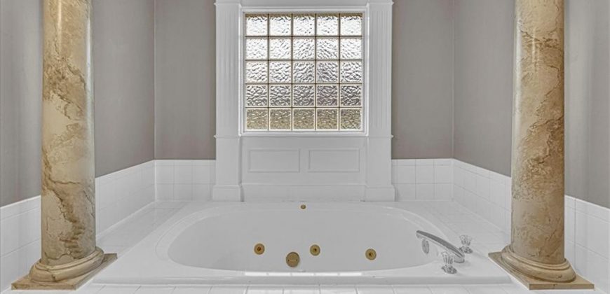 Homes for Sale in Kearney, MO 64060 | 1104  Colony Drive