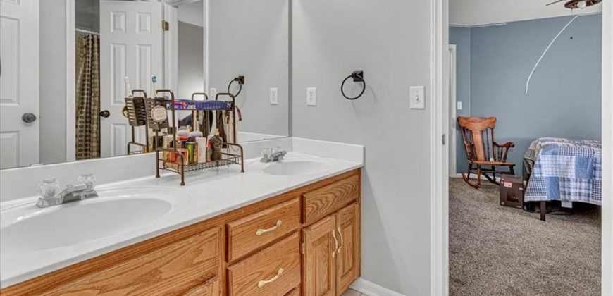 Homes for Sale in Kearney, MO 64060 | 1104  Colony Drive