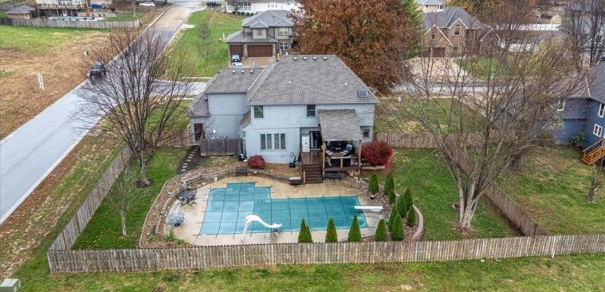 Homes for Sale in Kearney, MO 64060 | 1104  Colony Drive