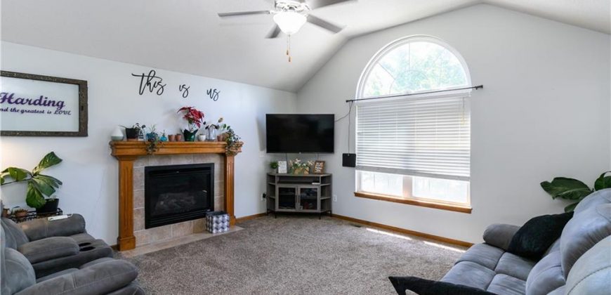 Homes for Sale in Kearney, MO 64060 | 906 W 7TH Avenue