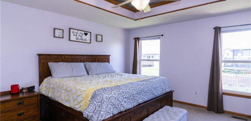 Homes for Sale in Kearney, MO 64060 | 906 W 7TH Avenue