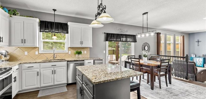 Homes for Sale in Kansas City, MO 64157 | 9820 N Donnelly Avenue