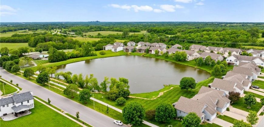 Homes for Sale in Kansas City, MO 64157 | 9820 N Donnelly Avenue