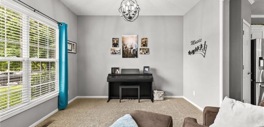 Homes for Sale in Kansas City, MO 64157 | 9820 N Donnelly Avenue