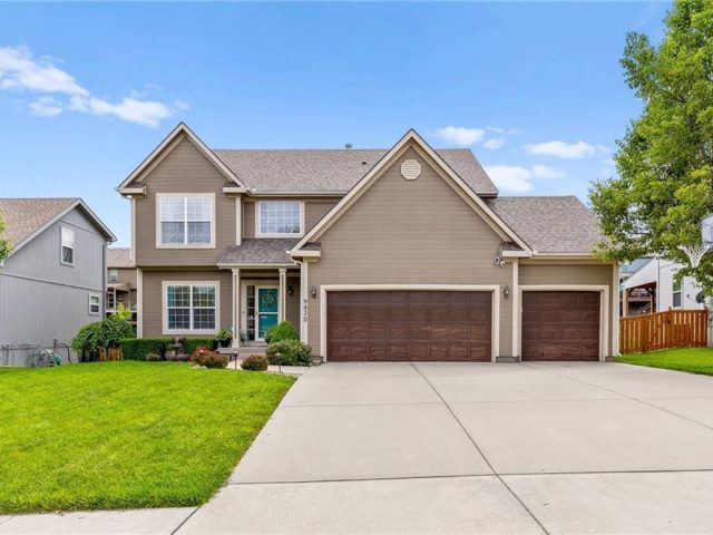 Homes for Sale in Kansas City, MO 64157 | 9820 N Donnelly Avenue