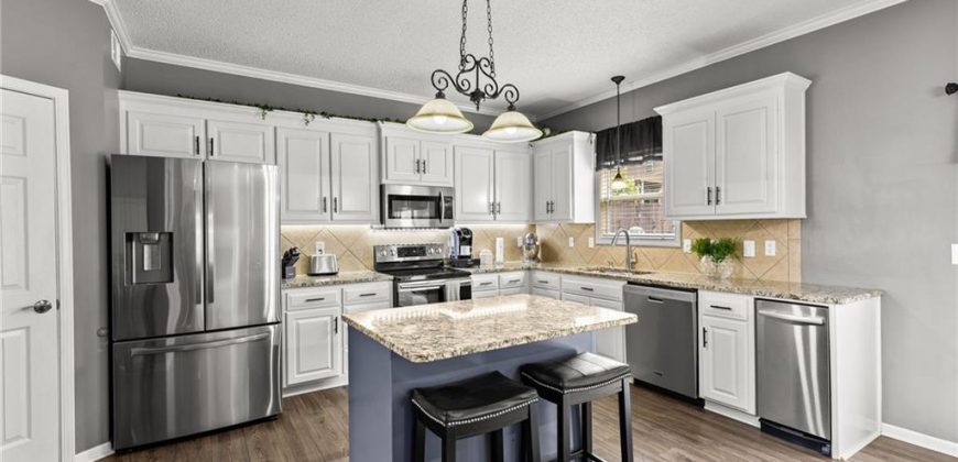 Homes for Sale in Kansas City, MO 64157 | 9820 N Donnelly Avenue