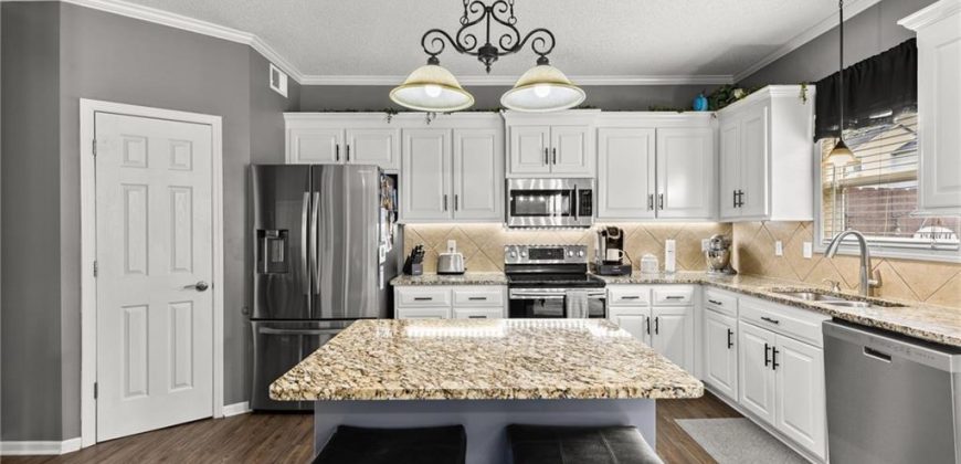 Homes for Sale in Kansas City, MO 64157 | 9820 N Donnelly Avenue