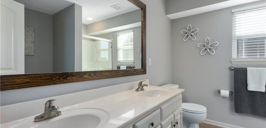 Homes for Sale in Kansas City, MO 64157 | 10904 N Manchester Avenue