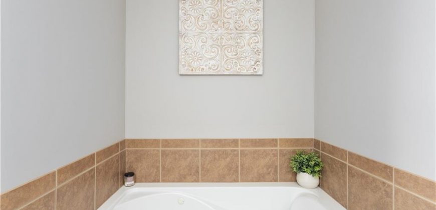 Homes for Sale in Kansas City, MO 64157 | 10904 N Manchester Avenue