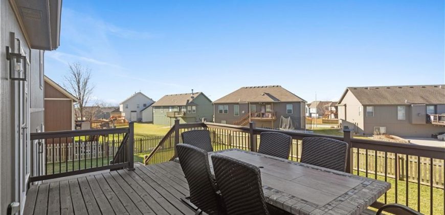 Homes for Sale in Kansas City, MO 64157 | 10904 N Manchester Avenue