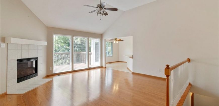 Homes for Sale in Kearney, MO 64060 | 909 E 16th Street