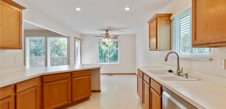 Homes for Sale in Kearney, MO 64060 | 909 E 16th Street