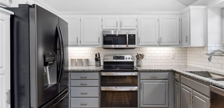 Homes for Sale in Kansas City, MO 64157 | 11004 N Kentucky Place