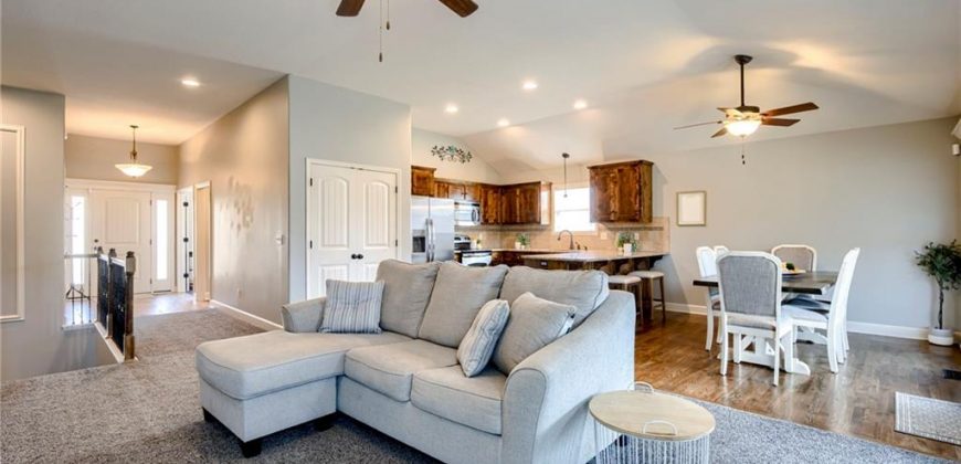 Homes for Sale in Kansas City, MO 64154 | 3901 NW 95th Terrace