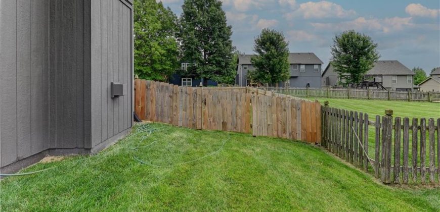 Homes for Sale in Kansas City, MO 64157 | 8111 NE 111th Terrace