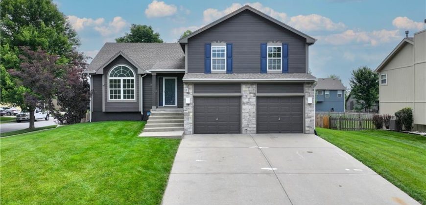 Homes for Sale in Kansas City, MO 64157 | 8111 NE 111th Terrace