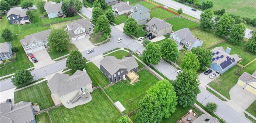 Homes for Sale in Kansas City, MO 64157 | 8111 NE 111th Terrace