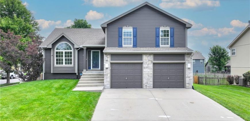 Homes for Sale in Kansas City, MO 64157 | 8111 NE 111th Terrace