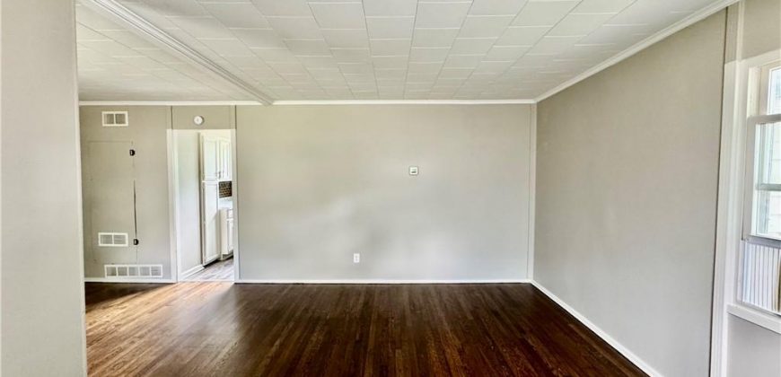 Homes for Sale in Kansas City, MO 64116 | 1229 NE 43rd Terrace