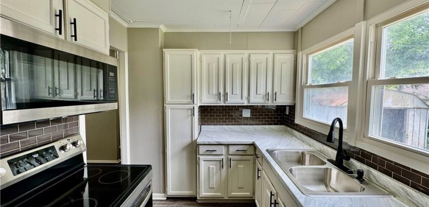 Homes for Sale in Kansas City, MO 64116 | 1229 NE 43rd Terrace